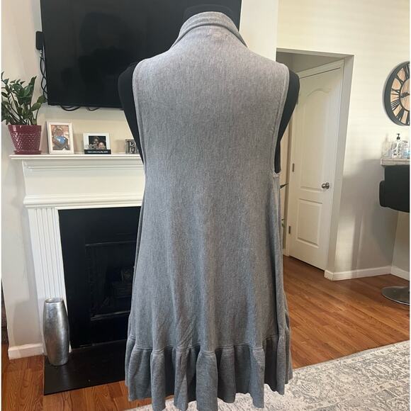 The Limited Collection Women’s gray open Sweater - Picture 2 of 4